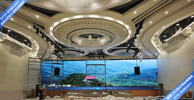婁底某旅游商業(yè)館LED展覽展示顯示屏