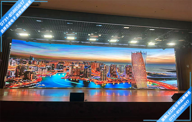 衡陽南岳某中學(xué)舞臺(tái)LED屏